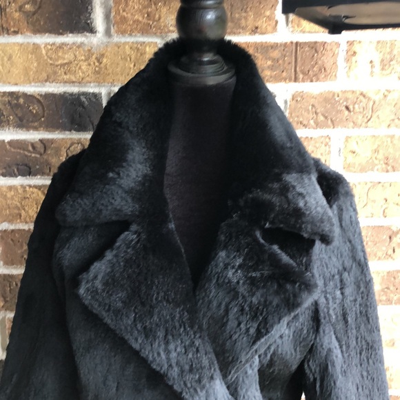 ARDEN B Black Genuine Rabbit Fur Coat - Picture 3 of 9